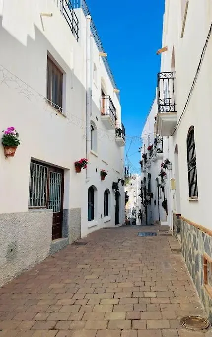 Couples Only, Beautiful 1 Bedroom Apartment In Victoria Building Mojácar
